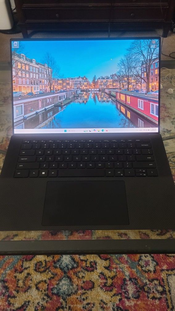 Dell XPS 9500 Laptop