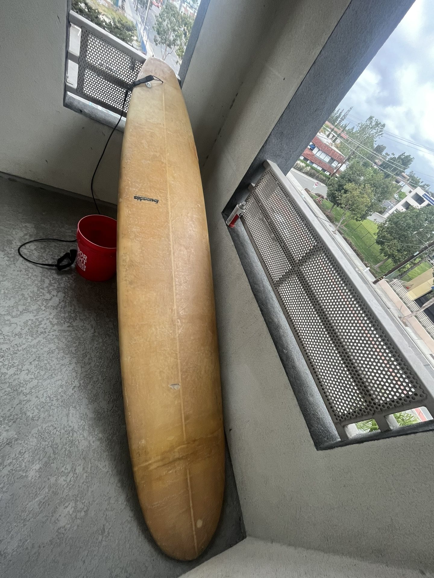 9 Foot Surfboard 