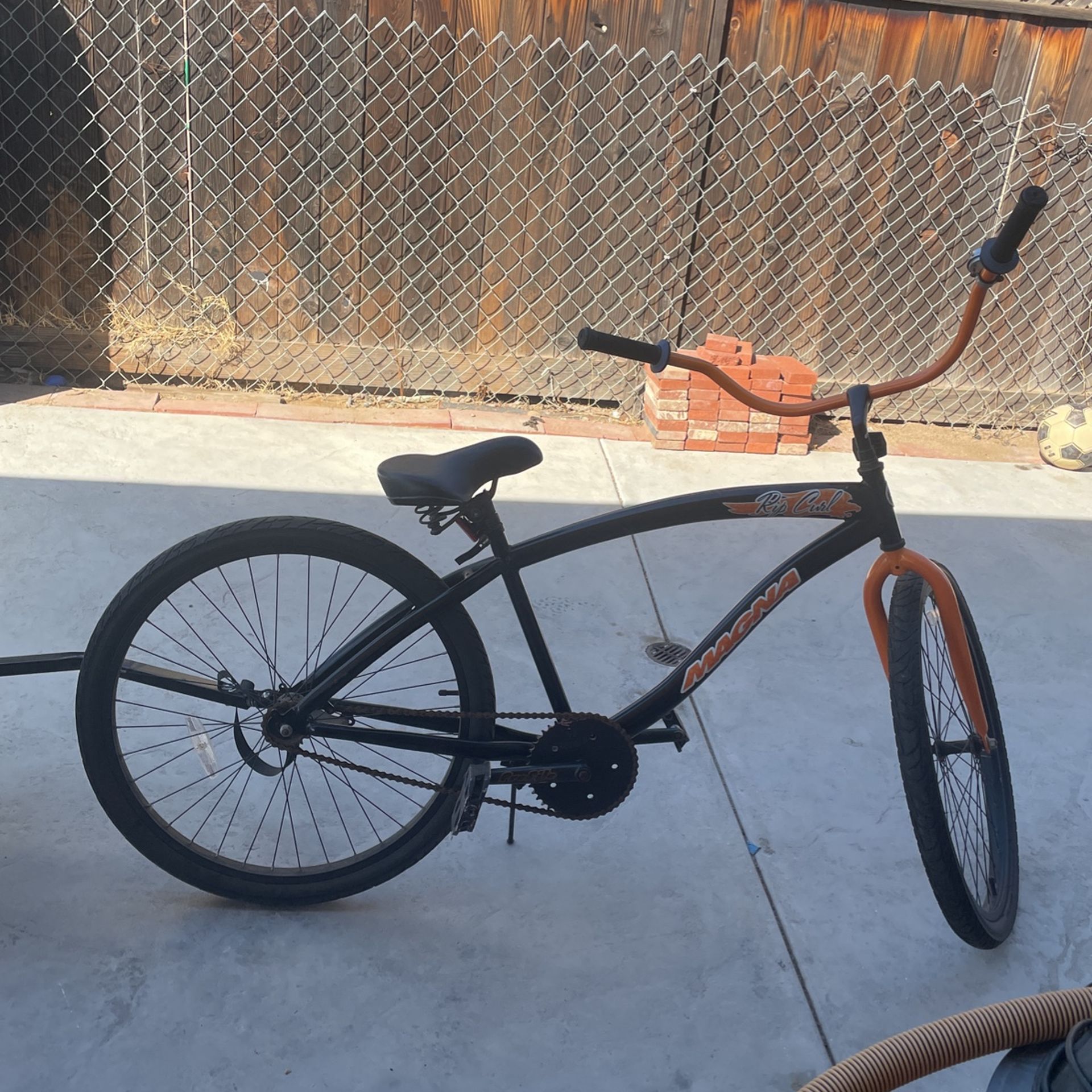 Magna Rip Curl Cruiser Bike
