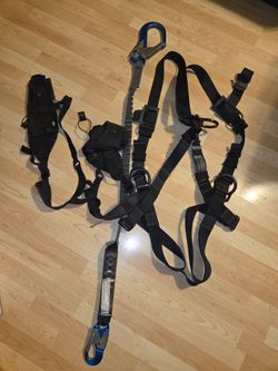 Industrial harness use few times