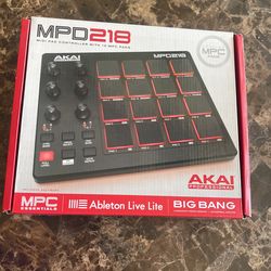 MPD218 Mini Pad Controller With 16 MPC Pads