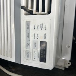 Air Conditioner Works Perfect