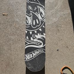 Hot Wheels Skateboard 