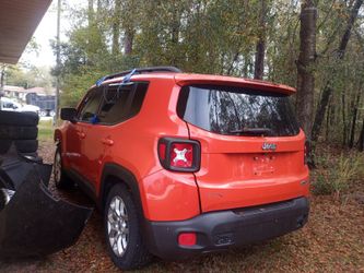 2016 Jeep Renegade For Parts 