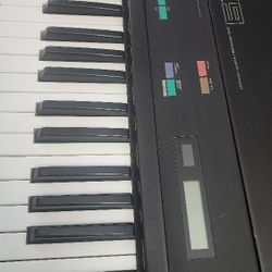 Keyboard Yamaha Dx9
