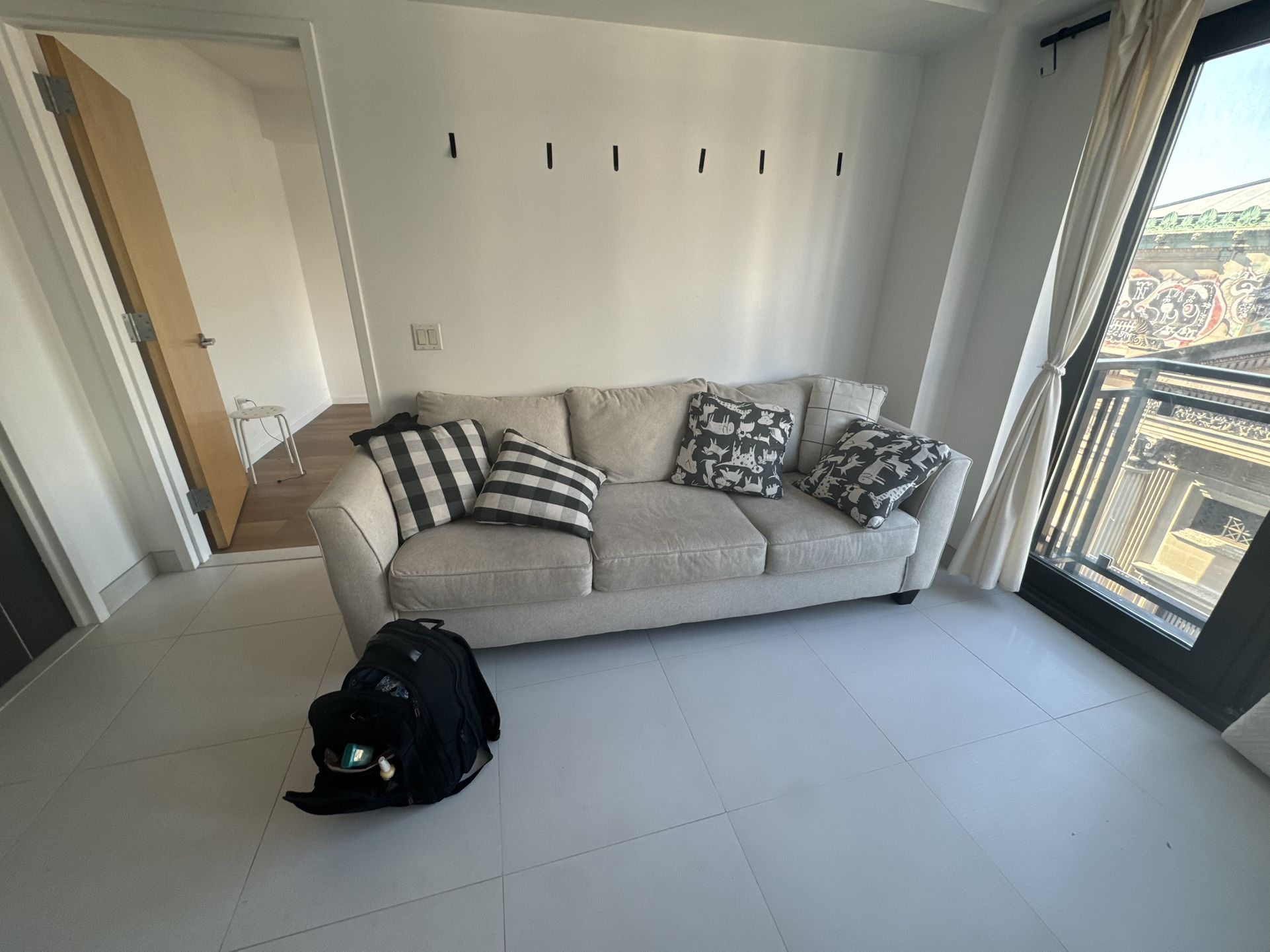 Raymour And Flanagan Daine Sofa