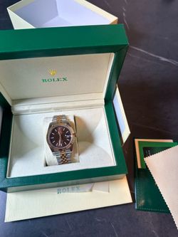 Rolex 41 mm Datejust Champagne with box