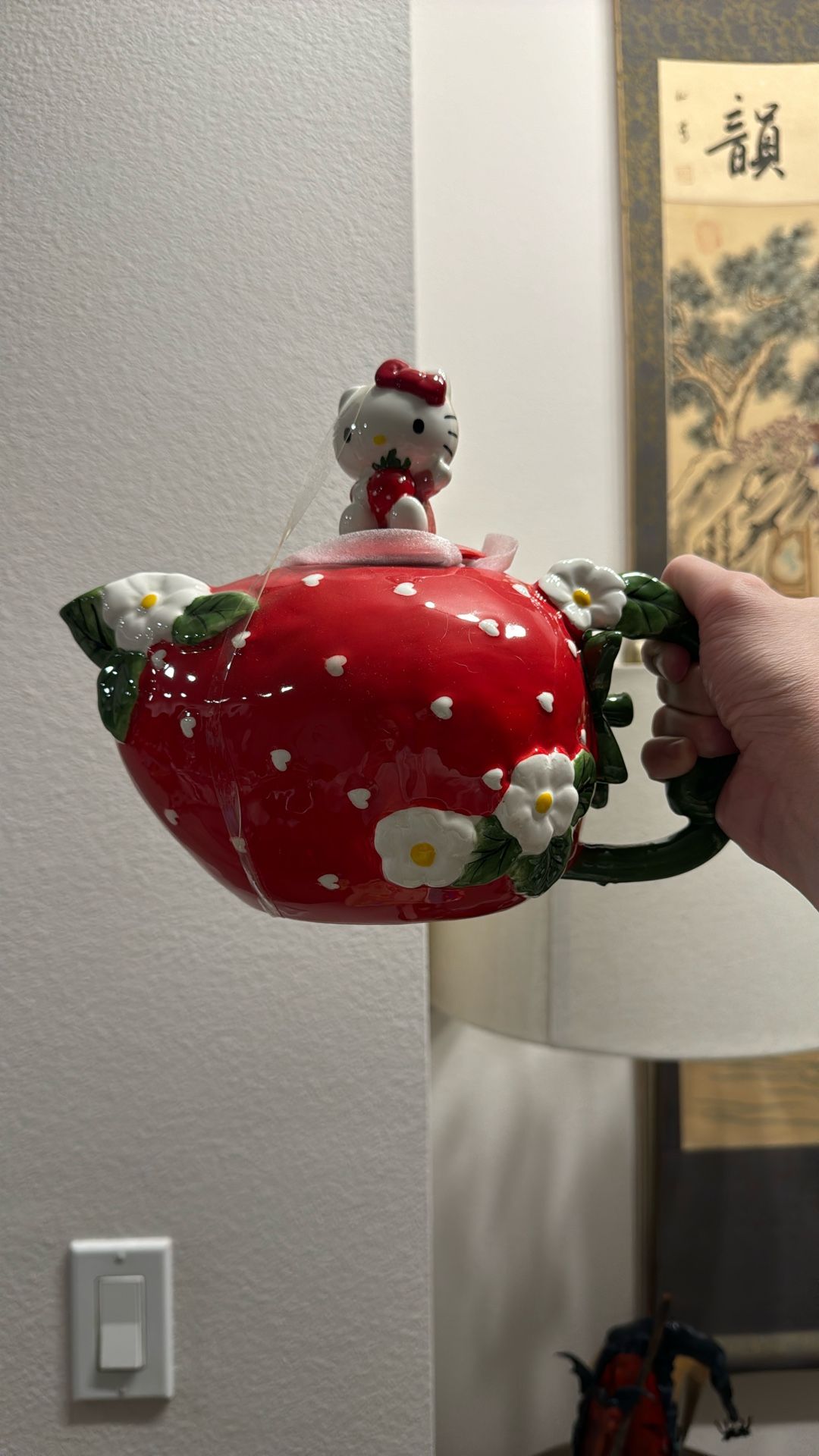 New Sanrio - Hello Kitty Teapot