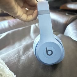 Beats Solo 4