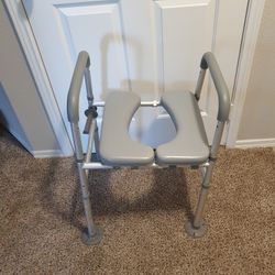 Toilet seat riser for seniors, raised handicap toilet seat with handles over toilet