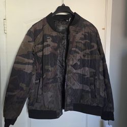 Men's Calvin Klein Jacket Army Camouflage XL Bomber Quilted