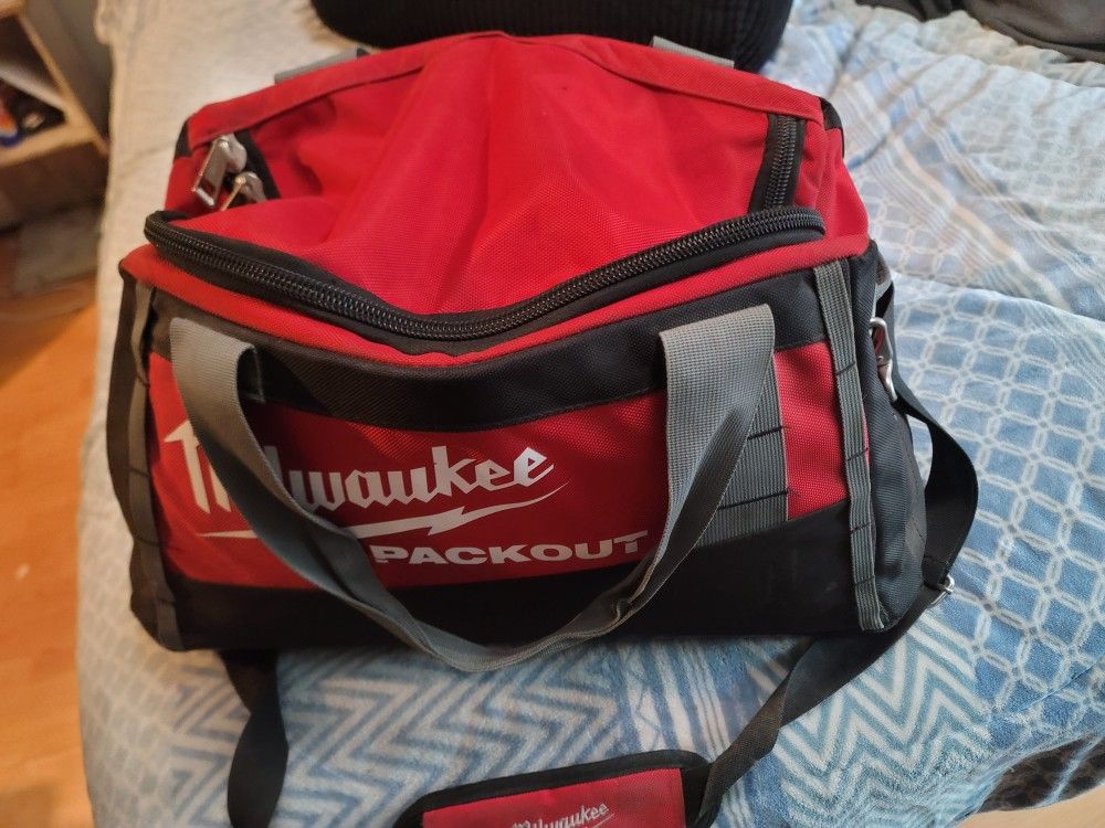 MILWAUKEE PACKOUT BAG