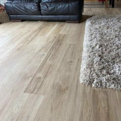 Waterproof Vinyl Plank Flooring With Pad Attached