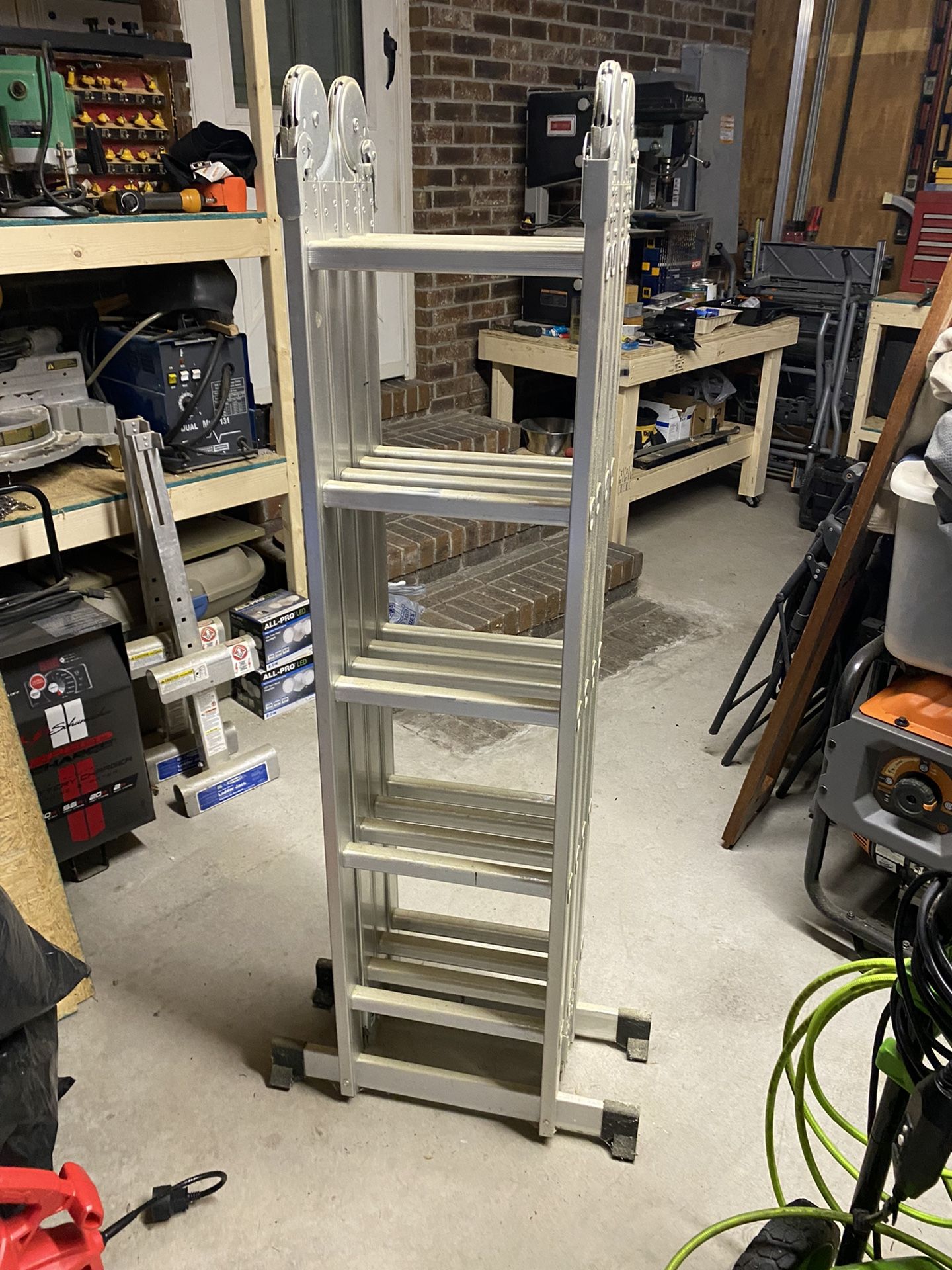 Adjustable Ladder