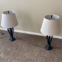 Set of 2 side lamps