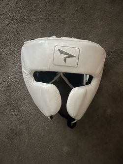 White Headgear phenom with Cheek Guards