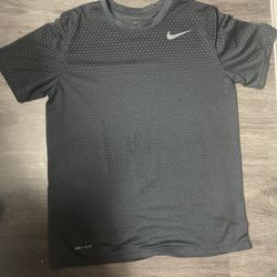 Nike Tshirt Youth Medium