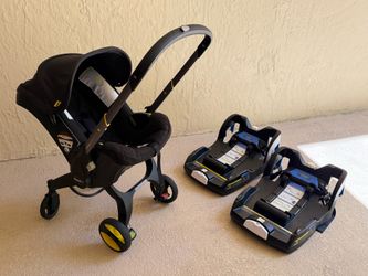 Doona stroller/car seat  + 2 bases