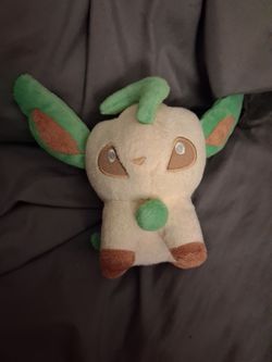 Leafeon Pokémon Pokedoll plush 2011