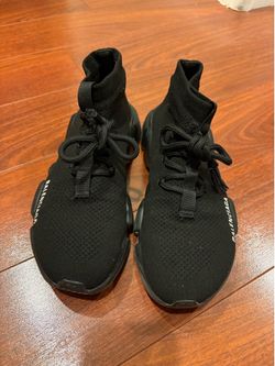 Balenciga shoes with laces