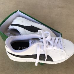 PUMA size 7 Brand New