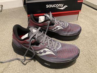 Mens sneakers. 3 pairs. Size 8.5-9.