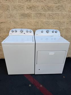 Whirlpool washer and dryer  Mataching. set