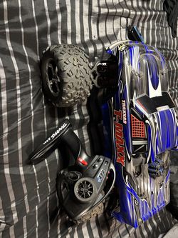 gas powered remote controlled truck 4+4 max