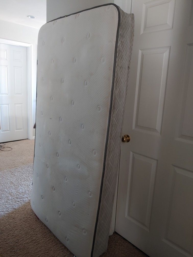 Twin Bed Mattress $30 Good Condition