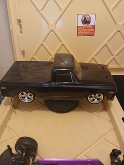 1972 Chevy pick up RC truck