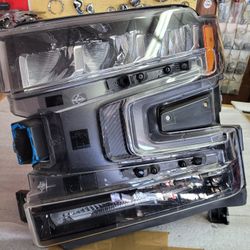 19 - 22 - CHEVROLET SILVERADO 1500 - LEFT - HEADLIGHT