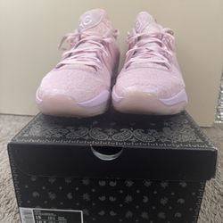 Nike KD 15  AUNT PEARL Size 15 Pink 