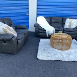 Nice gray couch set with electric recliners
