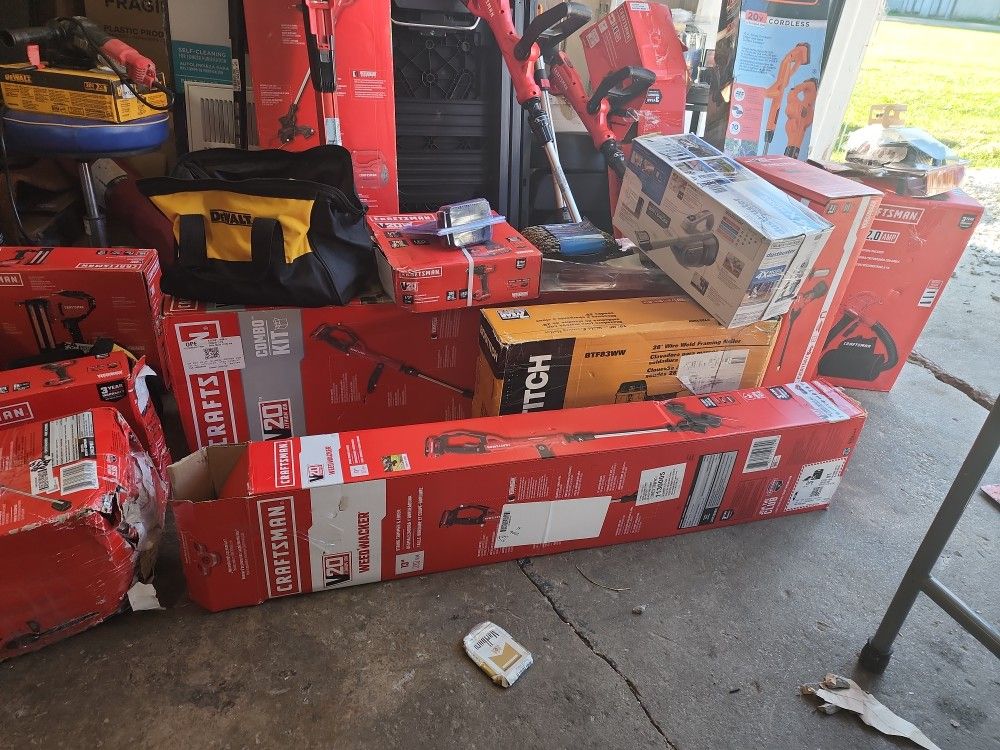 Craftsman And Dewalt Tools