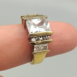 Silver Ladies Ring 