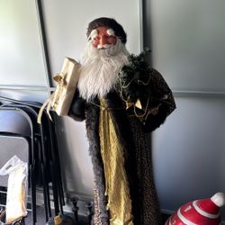 4ft Santa In Cheetah Print 