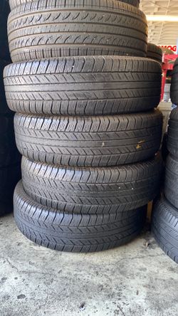 265/70R17 marca Bridgetone usadas en buenas condiciones de vida