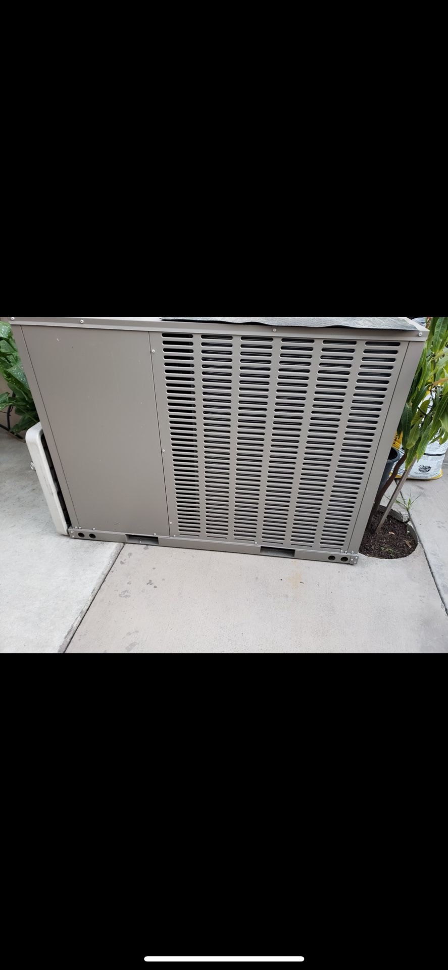 MRCOOL Air conditioner & Gas powered unit