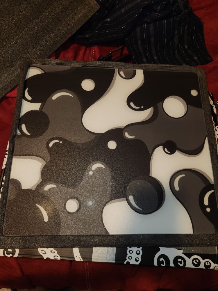 KRAKEN KEYBOARDS XL Glass Mouse Pad - DRIP Edition