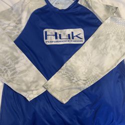 HUK Performance Fishing Shirt (L) for Sale in Fort Lauderdale, FL - OfferUp