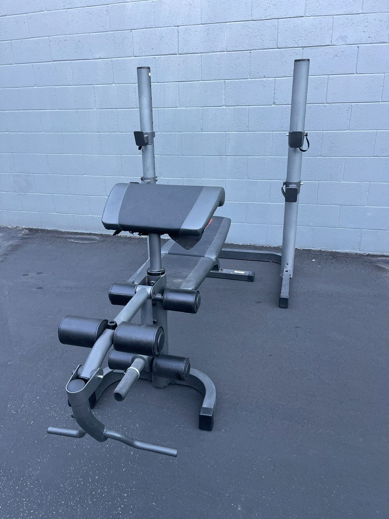 WEIDER Pro 390L Squat Rack Olympic Weight Bench…. Home Gym Fitness…. $125 Price is Firm!!!