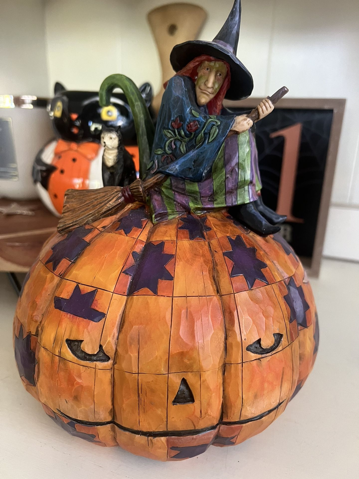 Halloween Jim Shore Witch On A Pumpkin