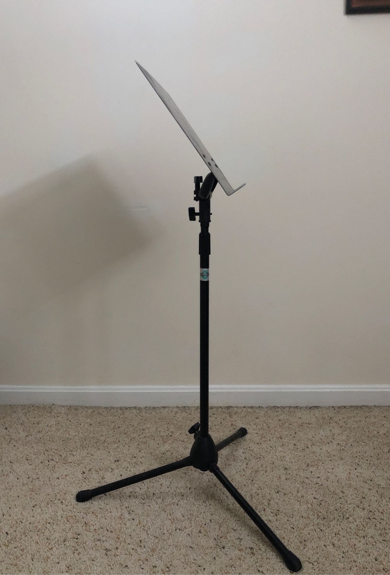 Belmonte music stand