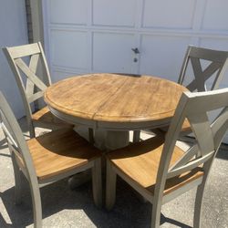 4 Piece Wooden dining Set w/Leaf