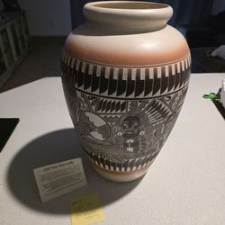 James Benally pottery