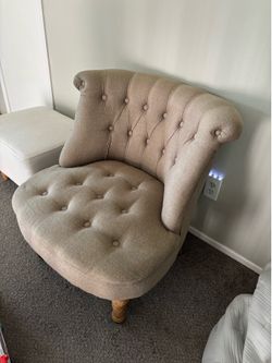 Accent chair