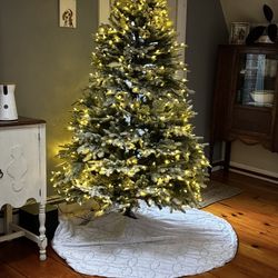 Balsam Hill Pre Lit Tree
