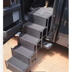 DOG STAIRS- LIKE NEW $20