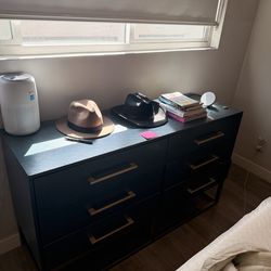 Estelle 6 Drawer Modern Dresser 32x18x56