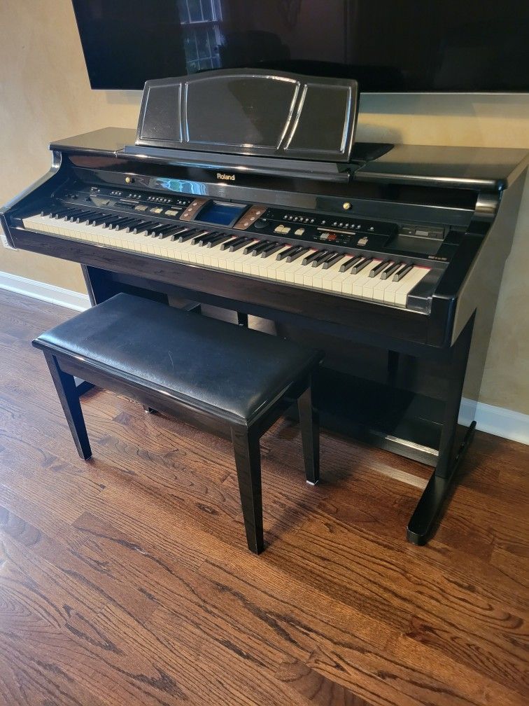Roland Piano
